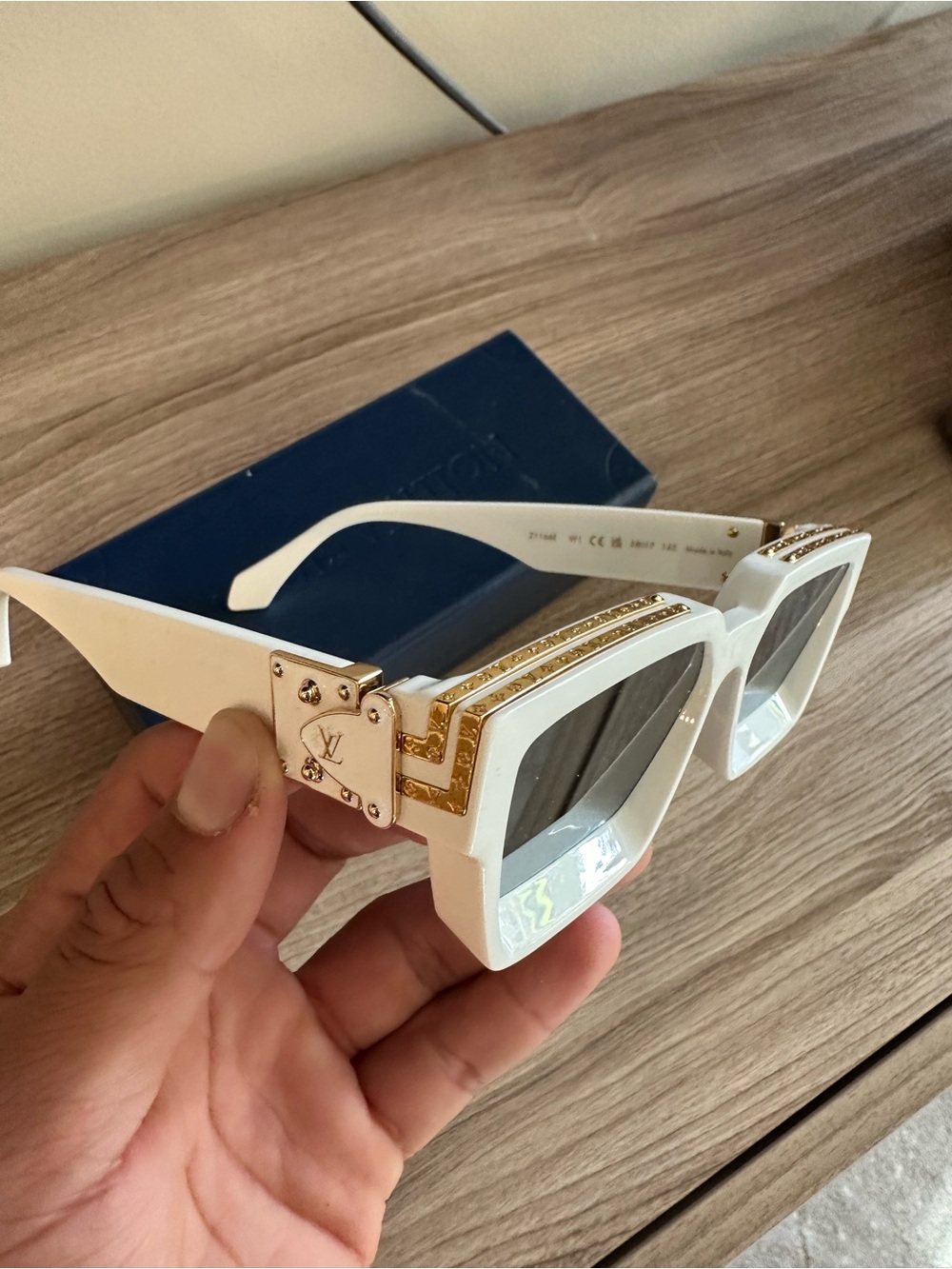 Louis Vuitton White Sunglasses with Gold Trim - Picture 1 of 8